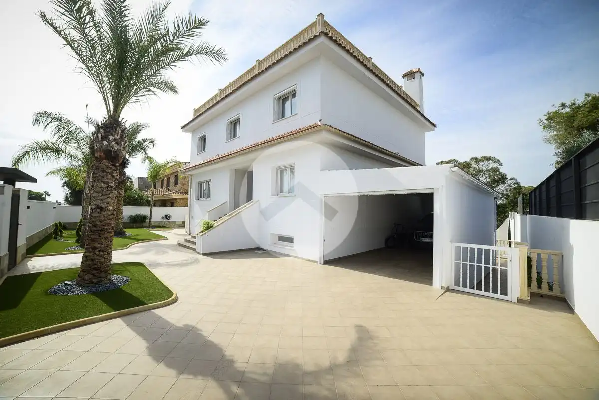 Houses for sale in C/JUAN RAMON JIMENEZ 6 (D-36), Campoamor
