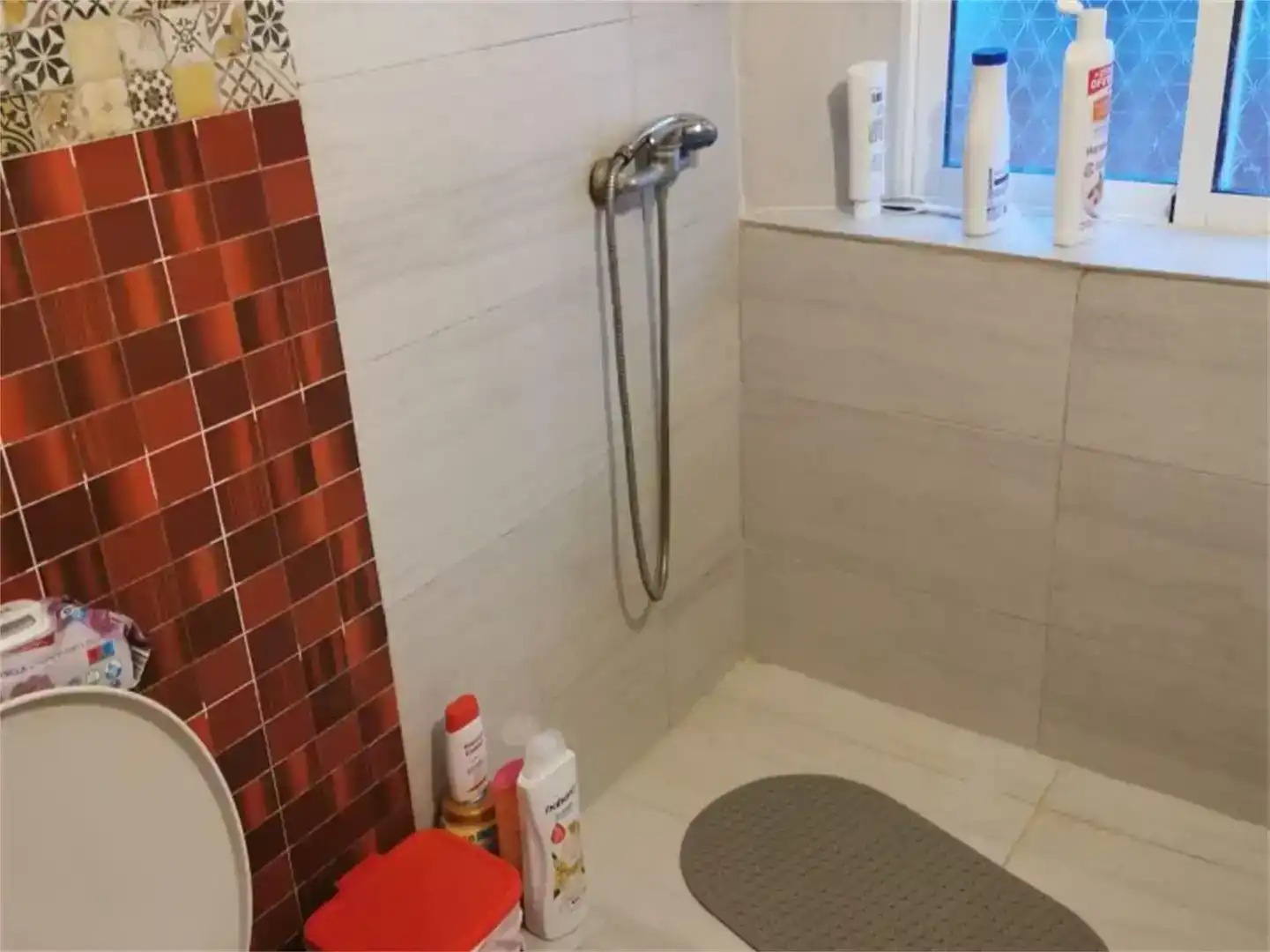 Baño de Casa o chalet en venta en Carmona con Aire acondicionado, Jardín privado y Trastero