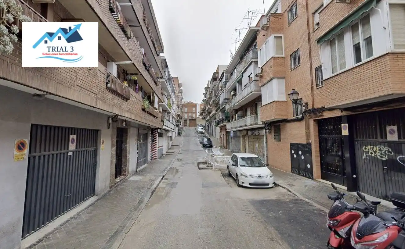 Flat with terrace for sale in Calle ANTONIO ULLOA, imagen 2