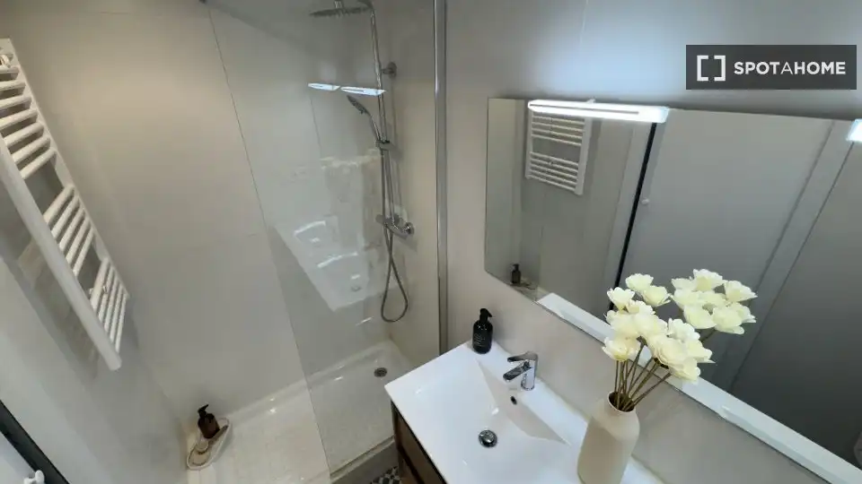Habitación en Hispanoamérica - Bernabéu