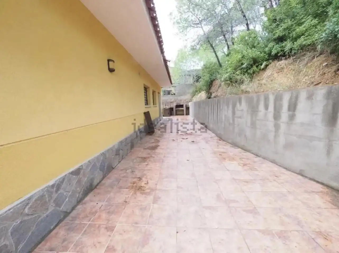 Vista exterior de Casa o xalet en venda en Cubelles amb Jardí privat i Terrassa