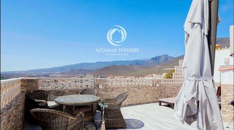 Foto 2 de Casa adosada en venta en Torviscas Alto, San Eugenio Alto, Adeje