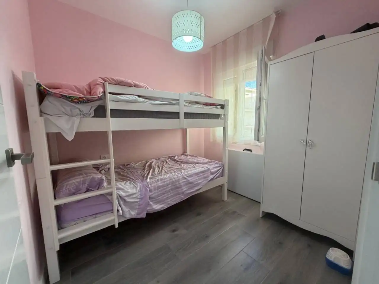 Bedroom of Detached homes for sale in Madrigueras  with Air Conditioner and Swimming Pool