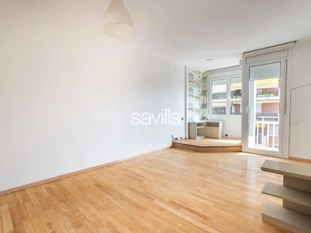 Sala d'estar de Apartament en venda en Barcelona amb Balcó