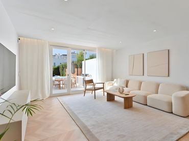 Casa a schiera con balcone in vendita a Milla de Oro