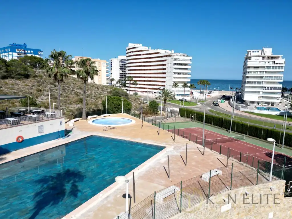 Piscina de Casa o xalet en venda en Cullera