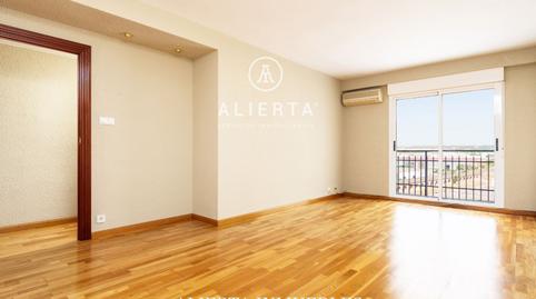 Photo 2 of Attic for sale in Cataluña, Avda. Cataluña, Zaragoza