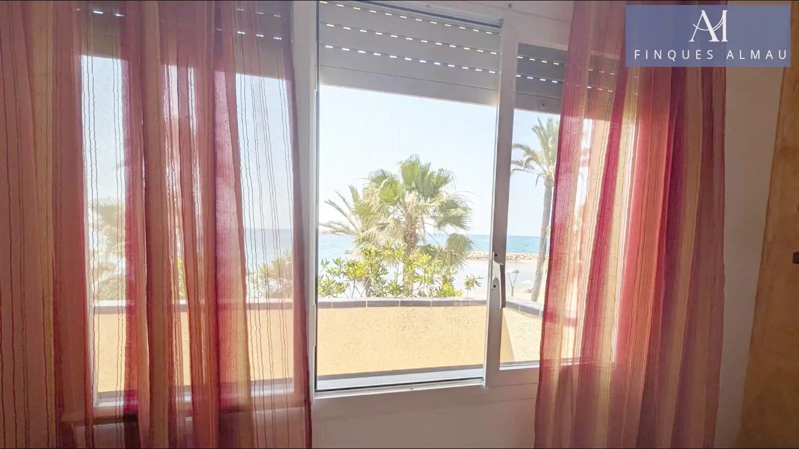 Bedroom of Detached homes for sale in Vilanova i la Geltrú  with Air Conditioner, Heating and Private garden