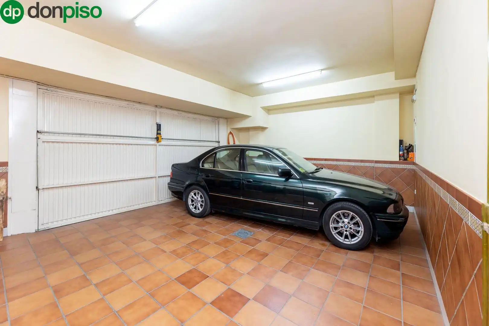 Parking of Detached homes for sale in Granada  with Air Conditioner, Heating and Private garden