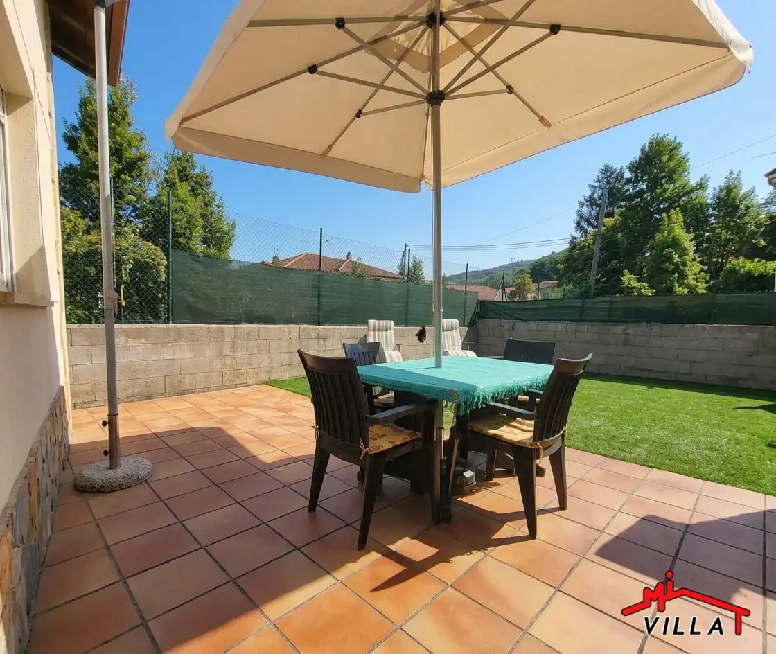 Terraza de Casa o chalet en venta en Voto con Calefacción, Terraza y Trastero