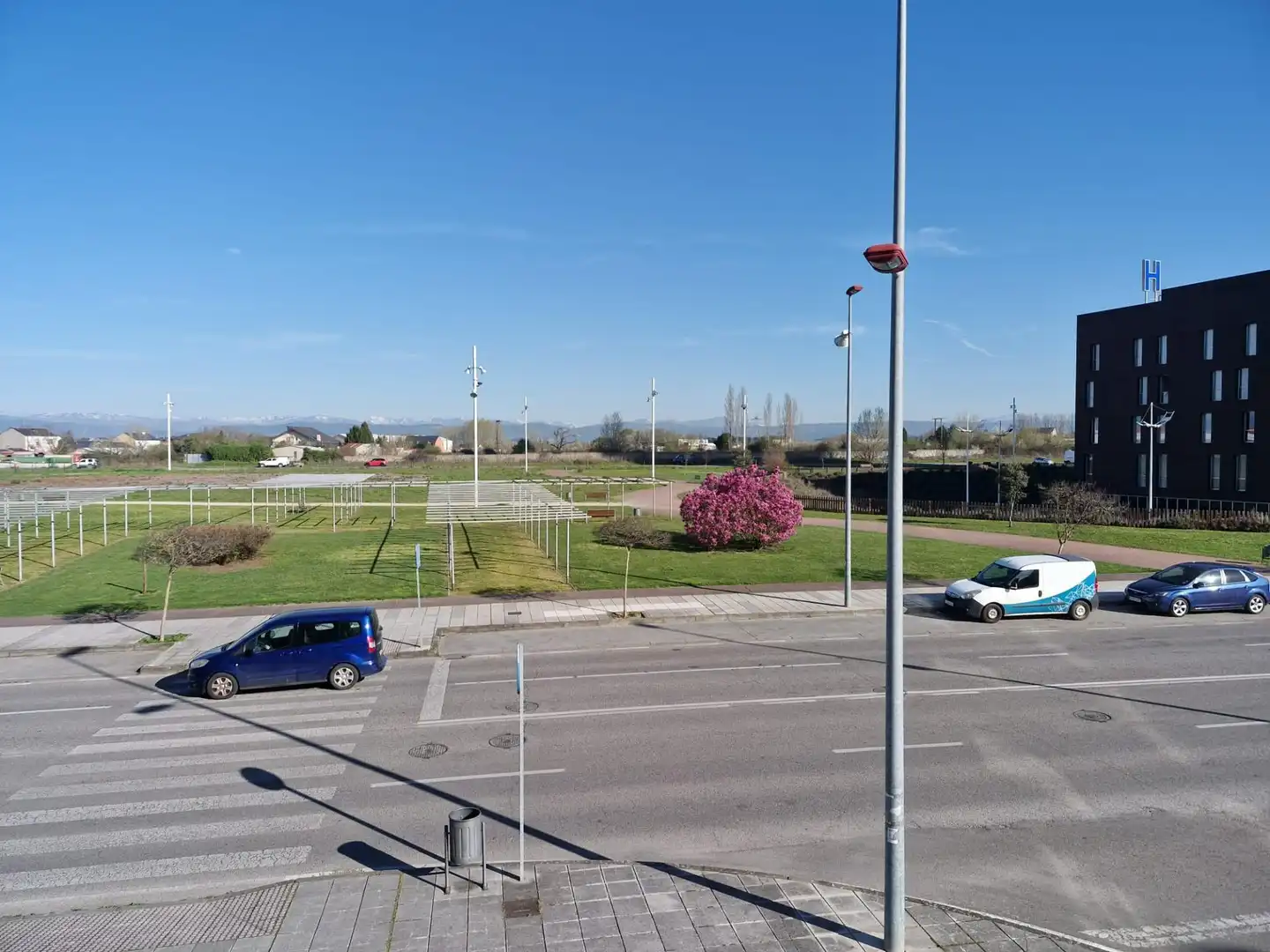 Aparcament de Pis en venda en Ponferrada amb Calefacció, Traster i Alarma