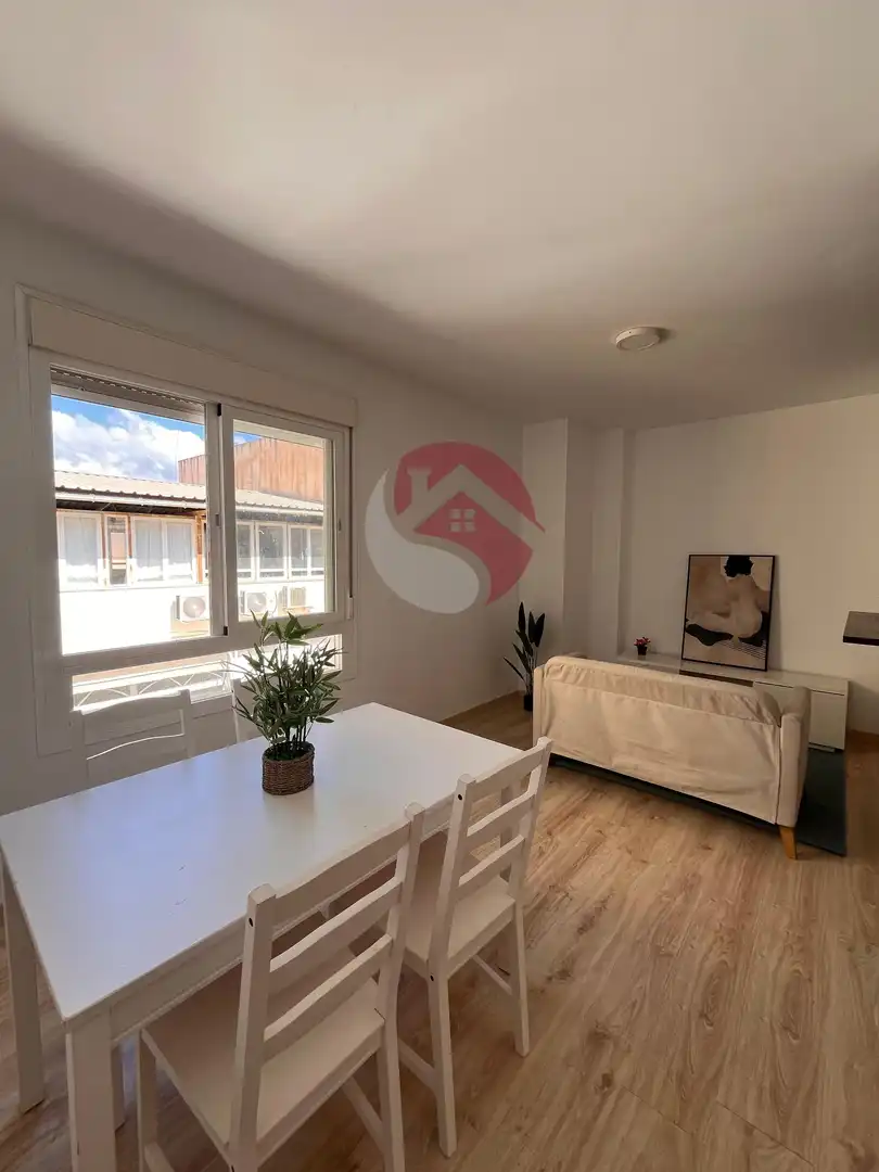 Vista exterior de Piso en venta en Málaga con Terraza y Trastero