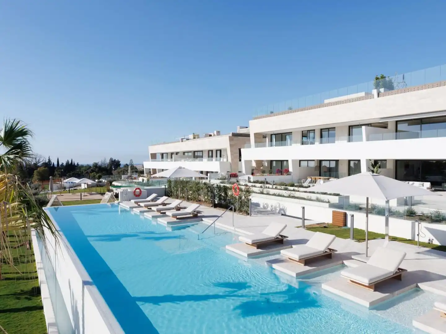 Piscina de Apartamento en venta en Marbella con Aire acondicionado, Terraza y Trastero