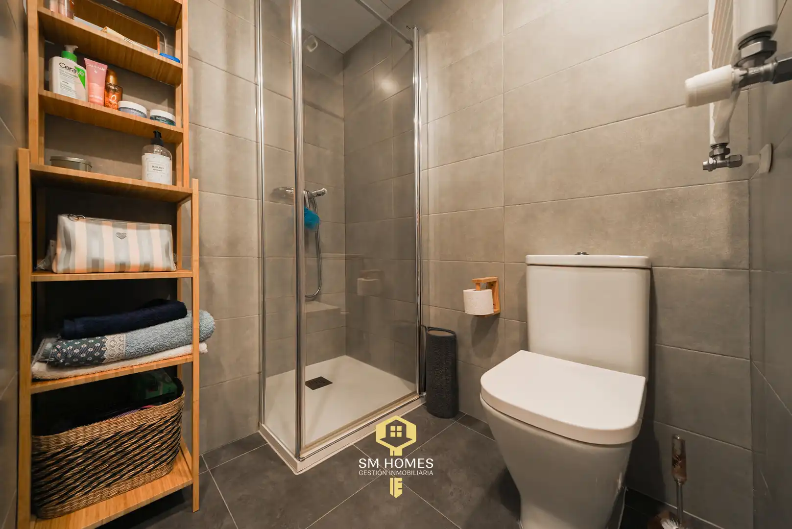 Bathroom of Flat for sale in Vicálvaro