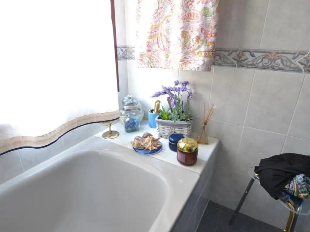 Bathroom of Flat for sale in Córdoba  with Terrace