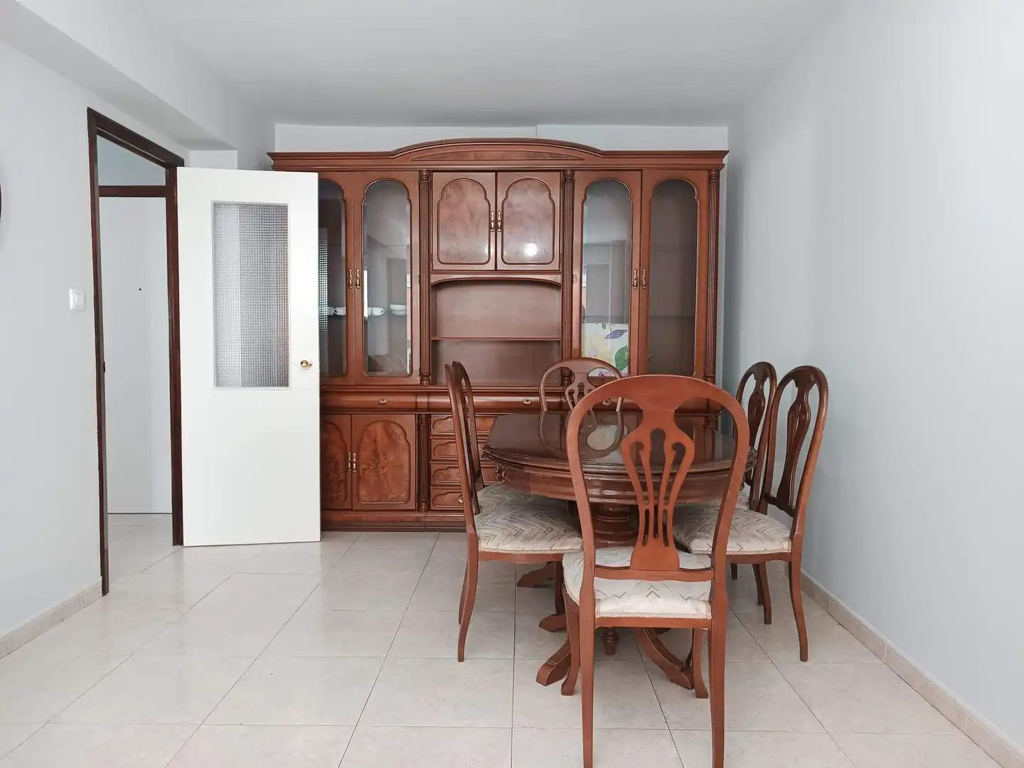 Comedor de Piso de alquiler en A Coruña Capital  con Amueblado