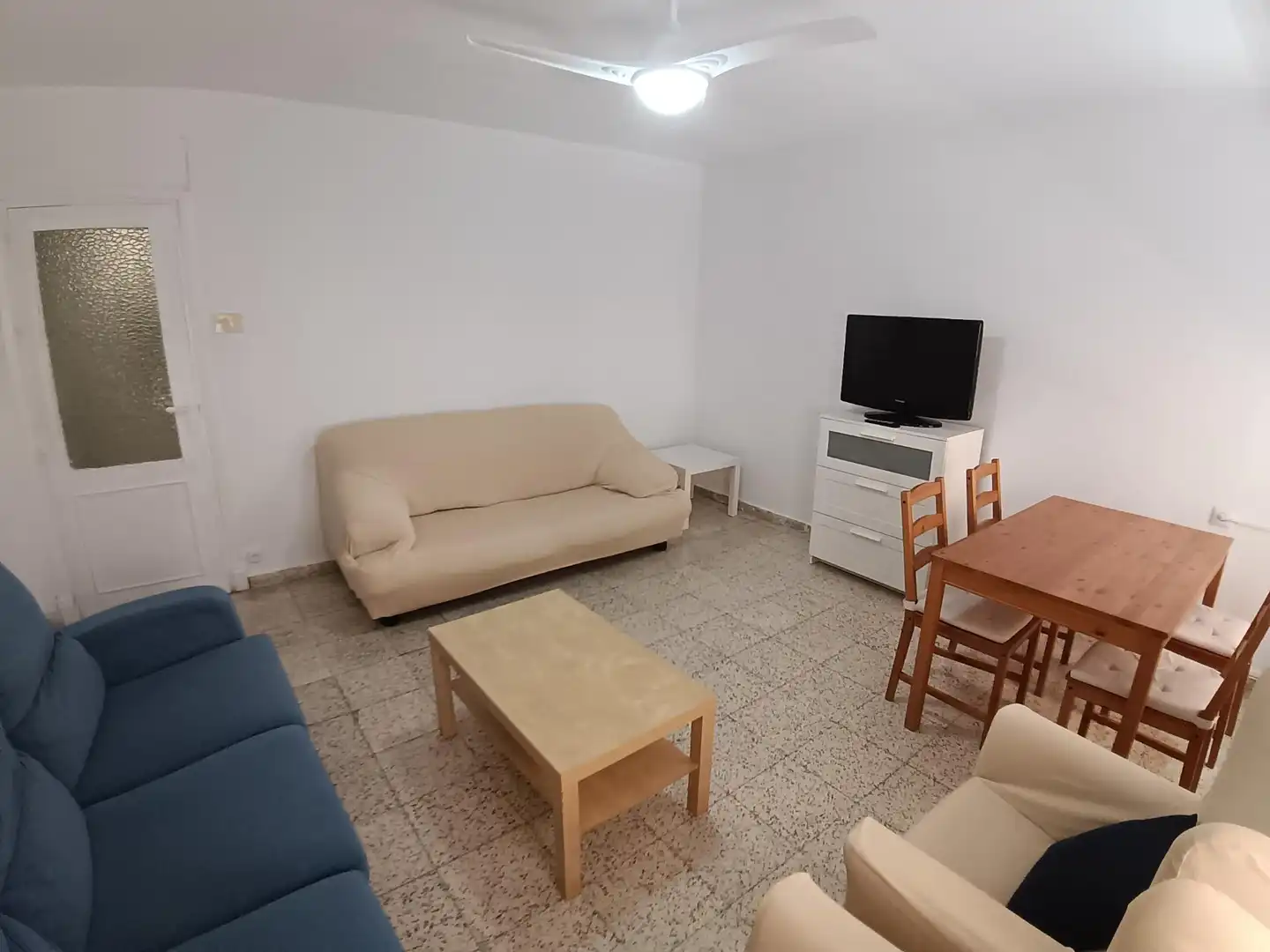 Sala d'estar de Pis de lloguer en Murcia amb Calefacció i Moblat