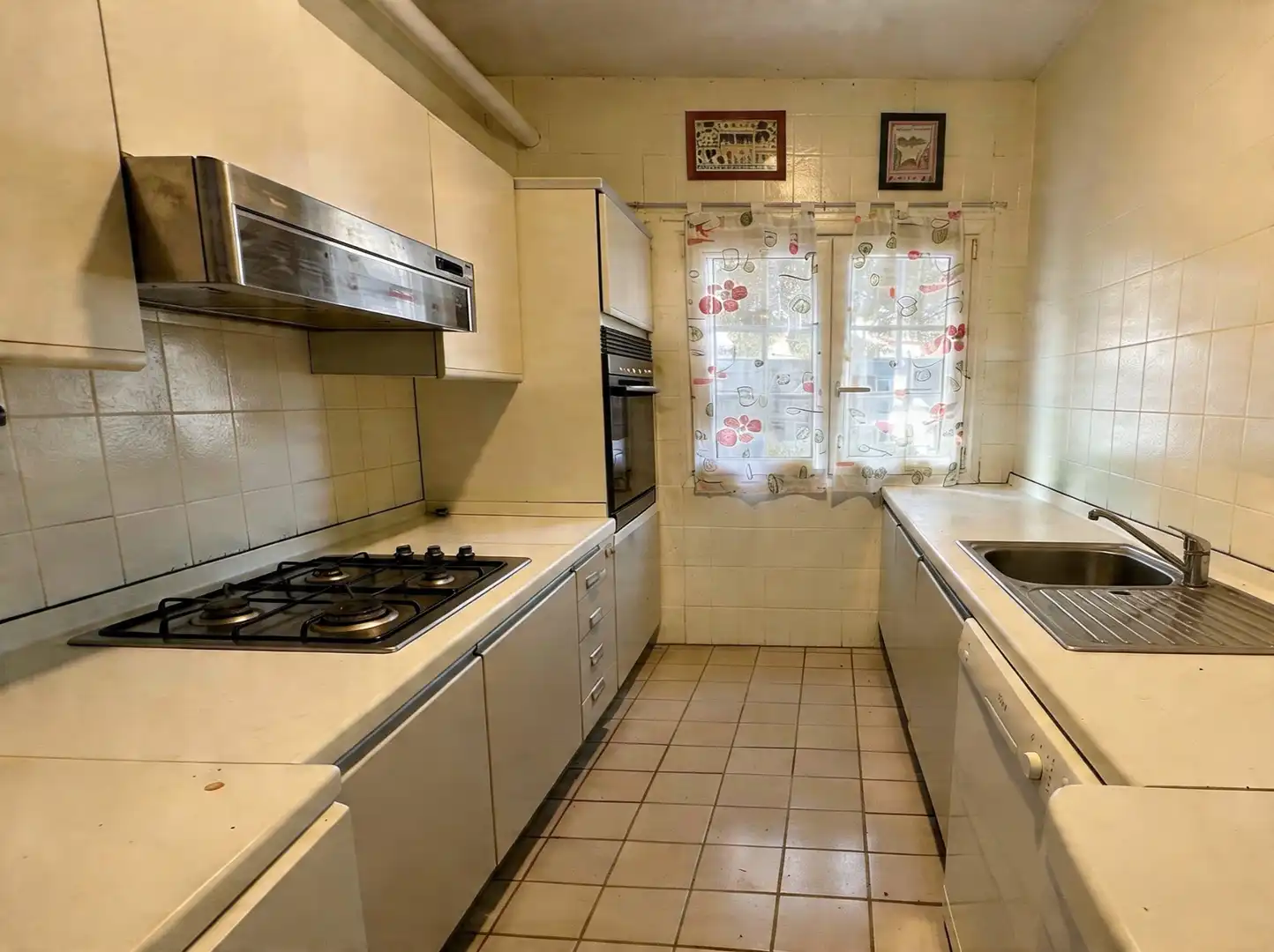 Cocina de Casa adosada en venta en Collado Mediano con Aire acondicionado, Calefacción y Jardín privado