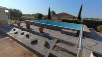 Swimming pool of House or chalet for sale in Otero