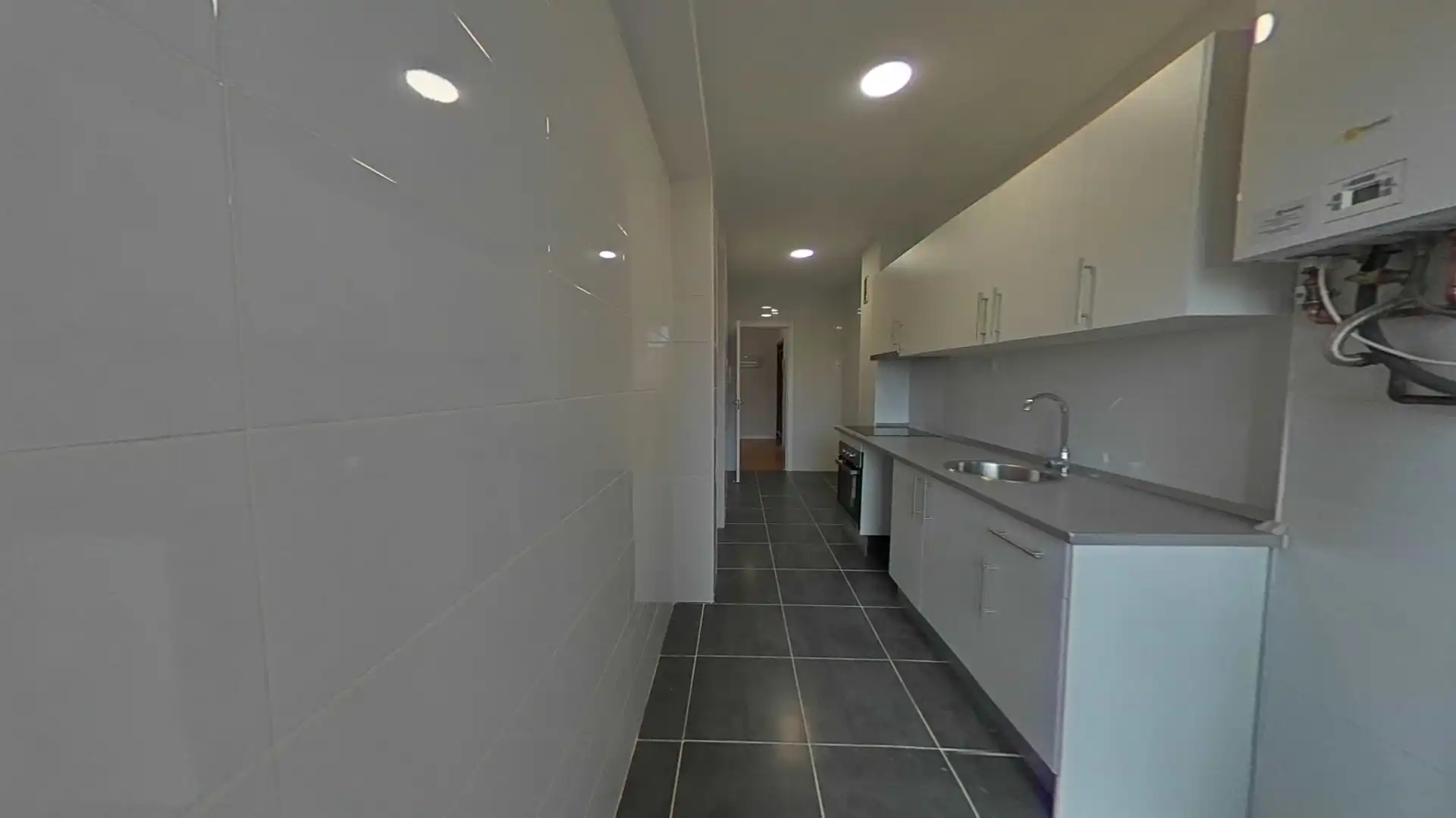 Kitchen of Flat for sale in Madrid
