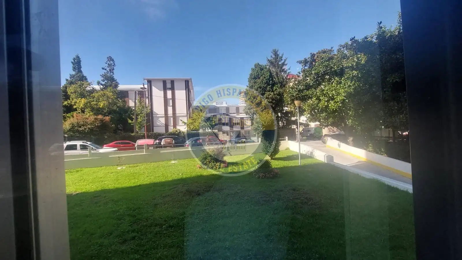 Vista exterior de Piso en venta en Vigo  con Calefacción