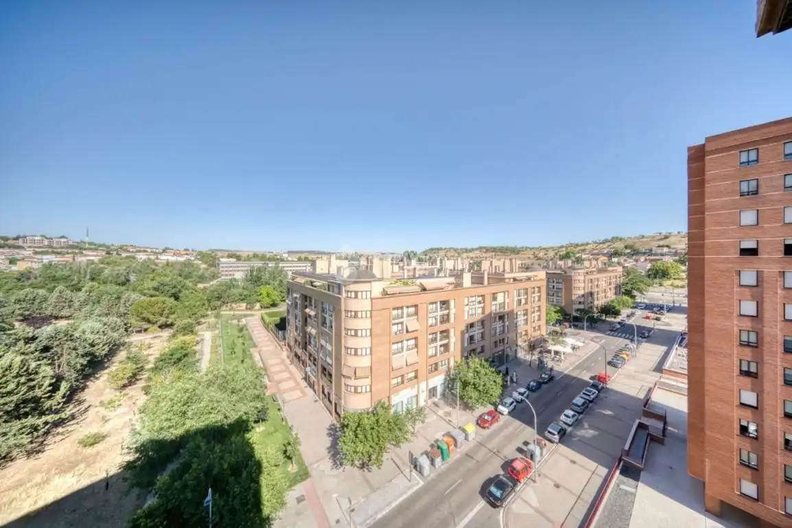 Vista exterior de Piso en venta en Valladolid con Calefacción y Parquet