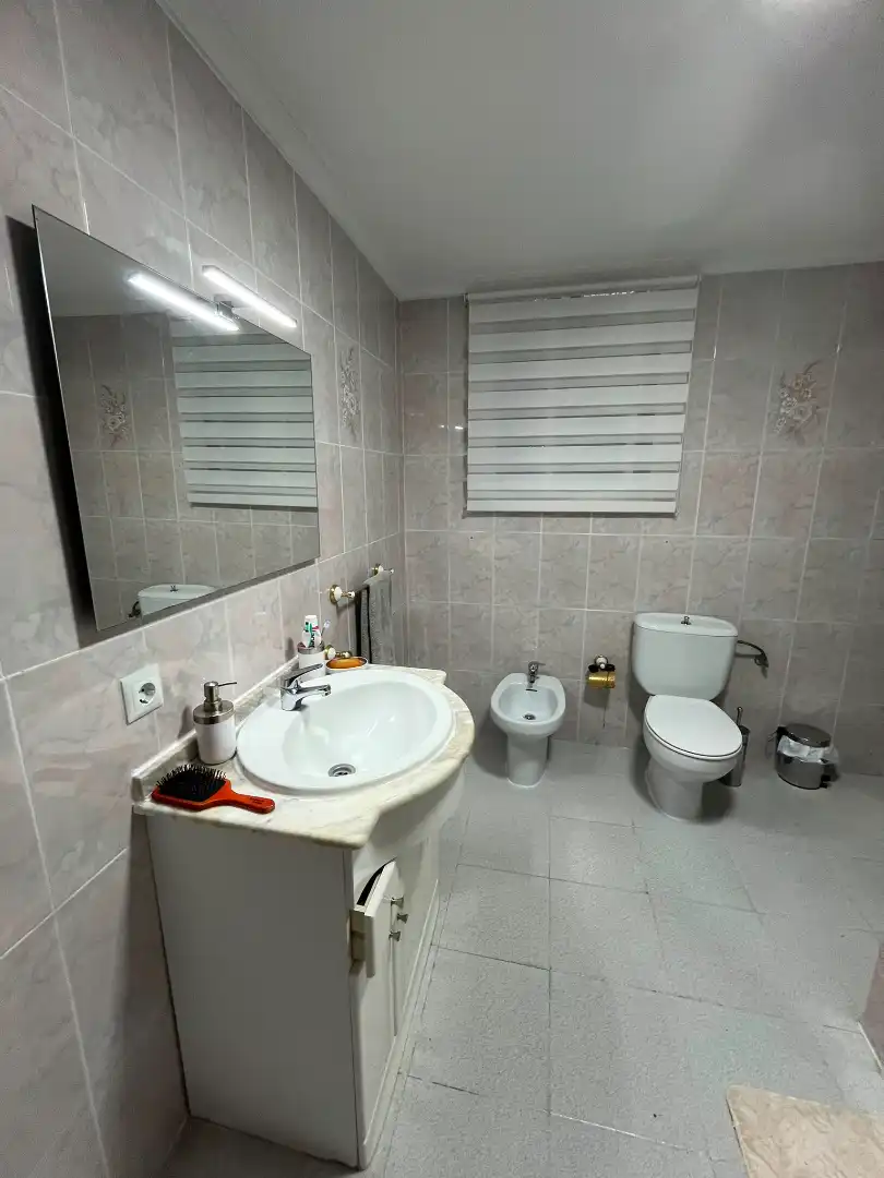 Baño de Piso para compartir en Córdoba con Aire acondicionado, Terraza y Amueblado