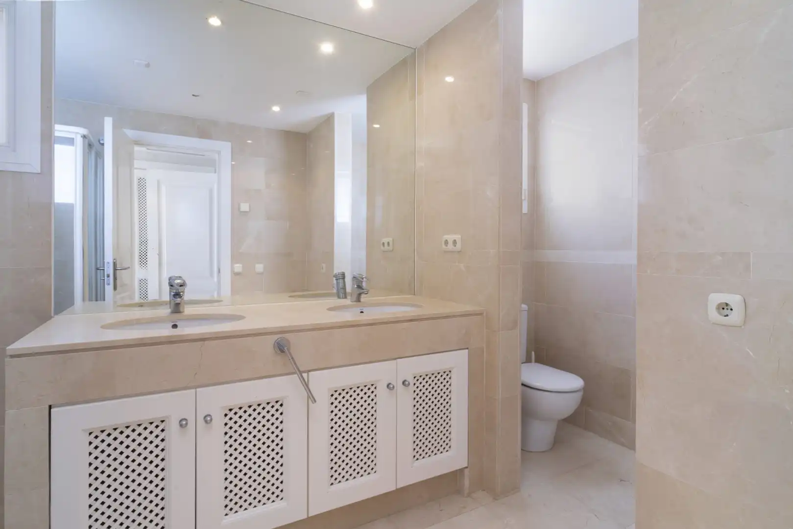 Apartment mit Pool zum Verkauf in Nueva Andalucía, imagen 12
