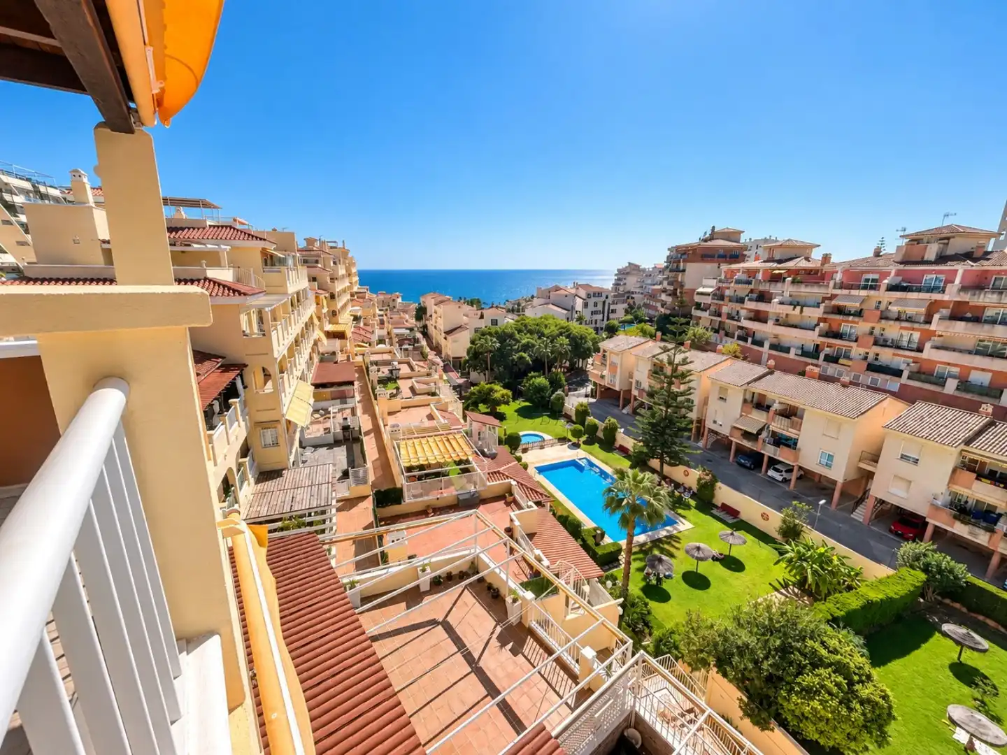 Penthouse with pool for sale in Torrequebrada, imagen 13