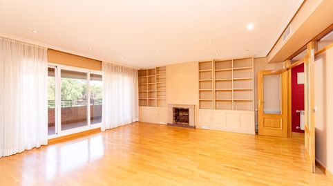 Photo 3 of Flat for rent in Prado de Somoaguas, Pozuelo de Alarcón