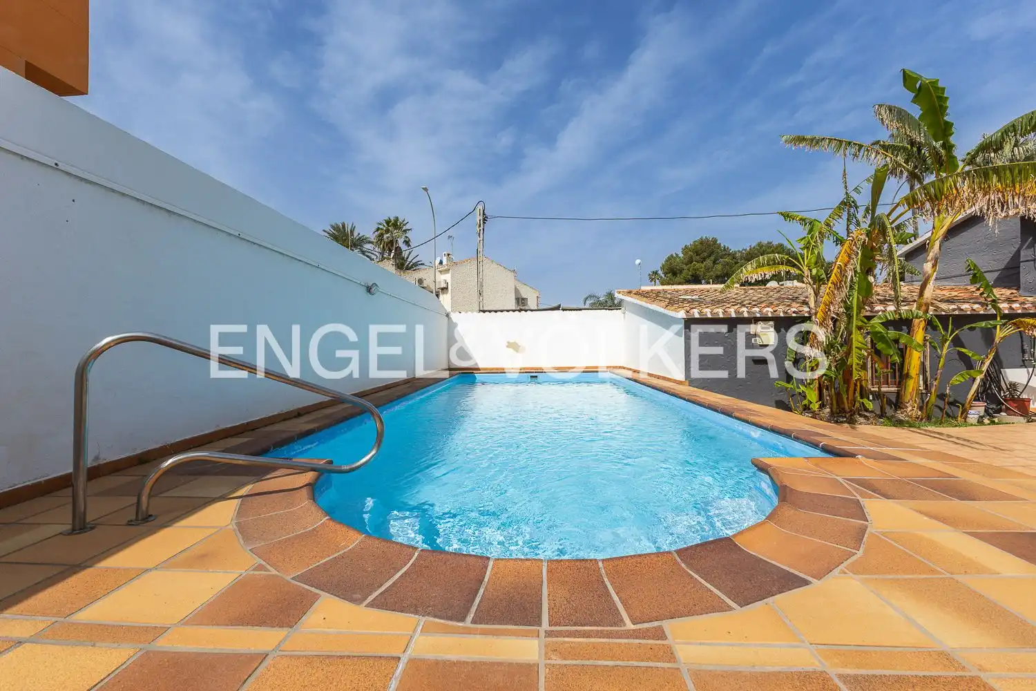 Piscina de Casa o chalet en venta en Dénia con Aire acondicionado, Calefacción y Jardín privado