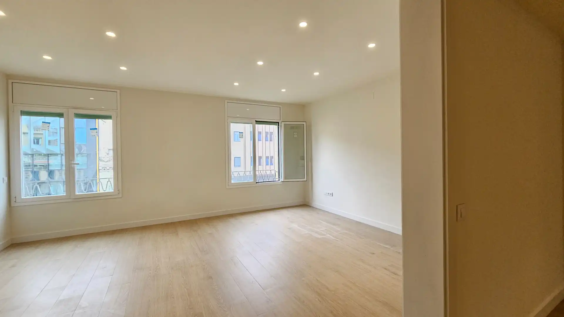 Wohnzimmer von Büro zur Miete in Barcelona mit Klimaanlage, Heizung und Internet