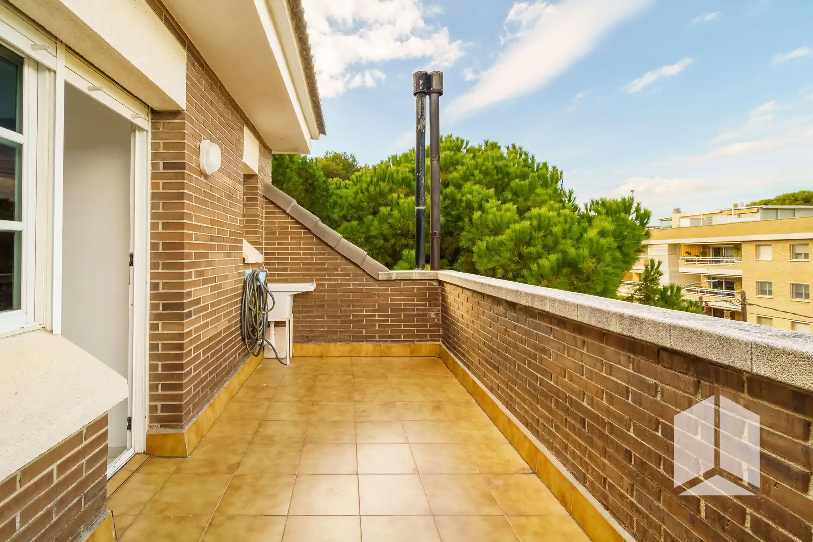 Terraza de Casa adosada en venta en Castelldefels con Aire acondicionado, Calefacción y Terraza
