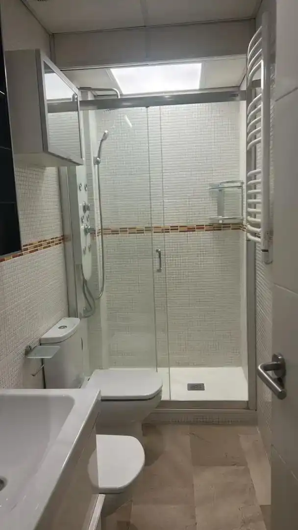 Bany de Pis de lloguer en Casco Antiguo
