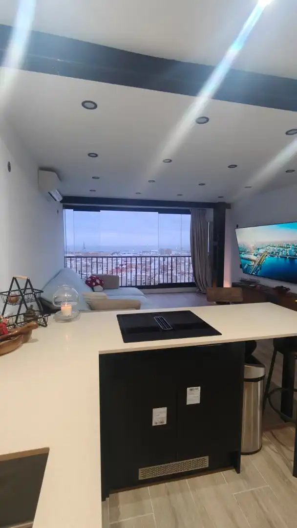 Sala de estar de Piso en venta en Alicante / Alacant con Aire acondicionado, Calefacción y Amueblado
