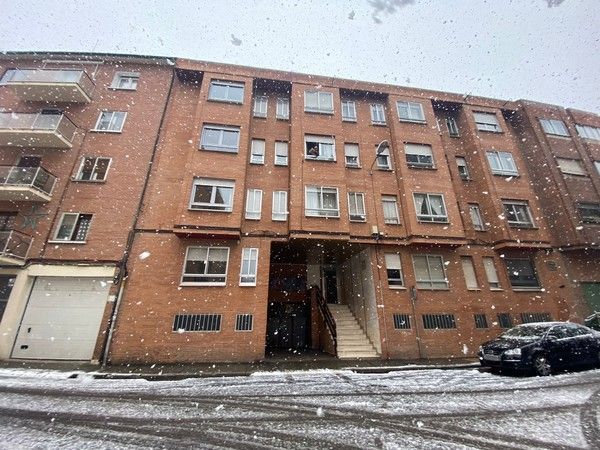 Vista exterior de Pis en venda en Palencia Capital