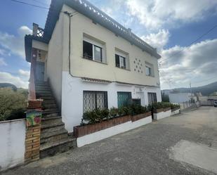 Vista exterior de Pis en venda en Sant Iscle de Vallalta