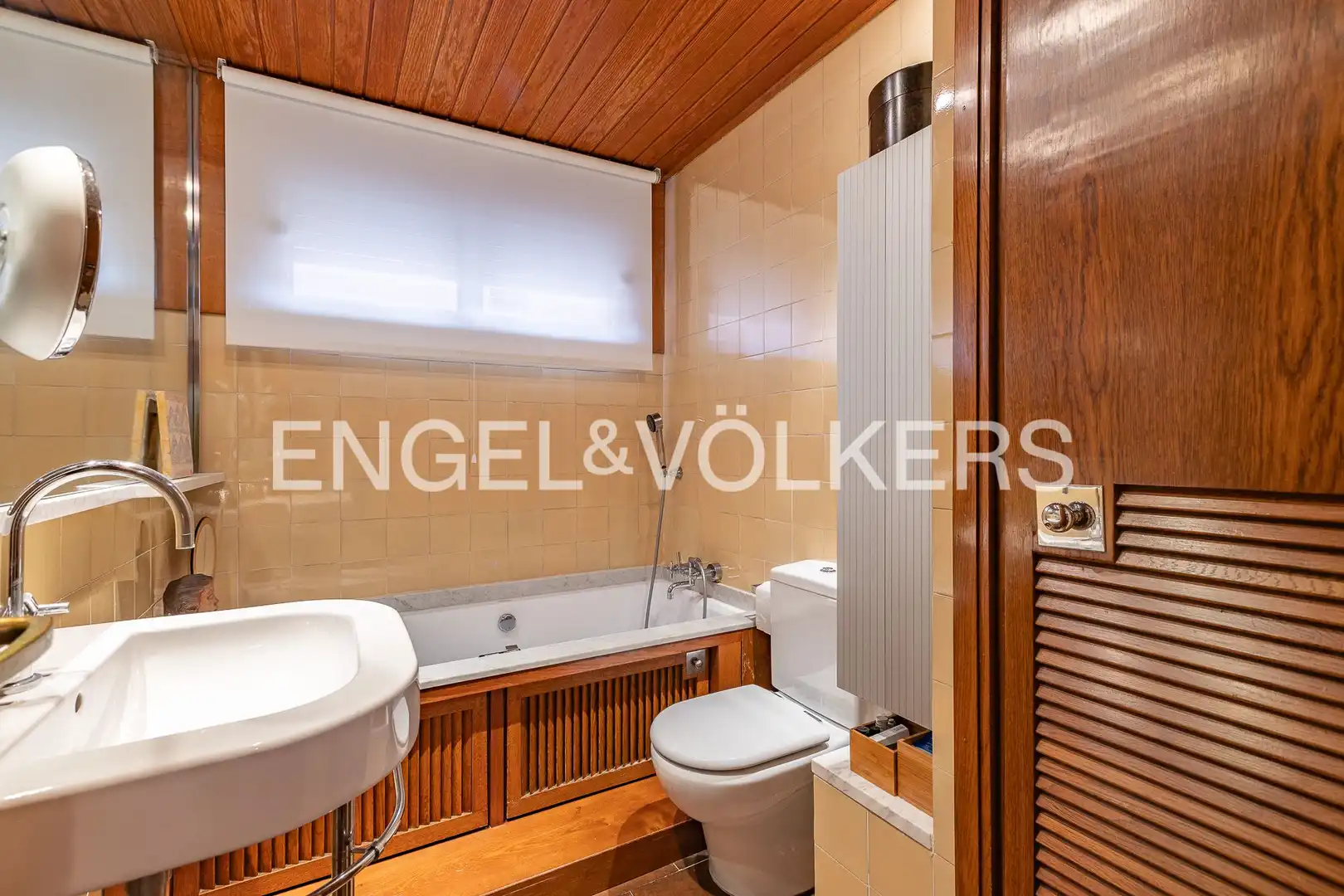 Baño de Casa adosada en venta en Matadepera con Aire acondicionado, Calefacción y Jardín privado