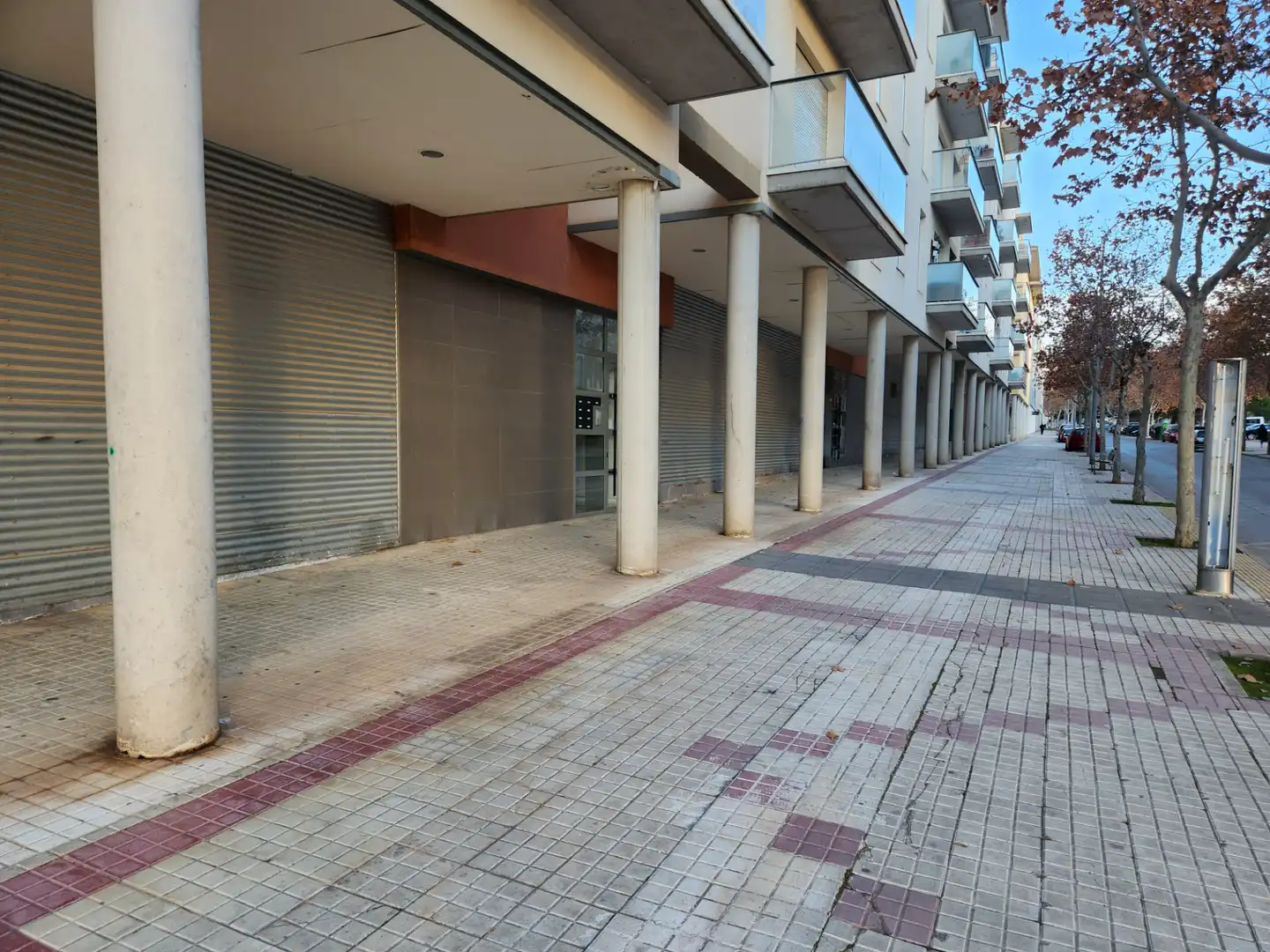 Local comercial en venda a Calle los Sauces