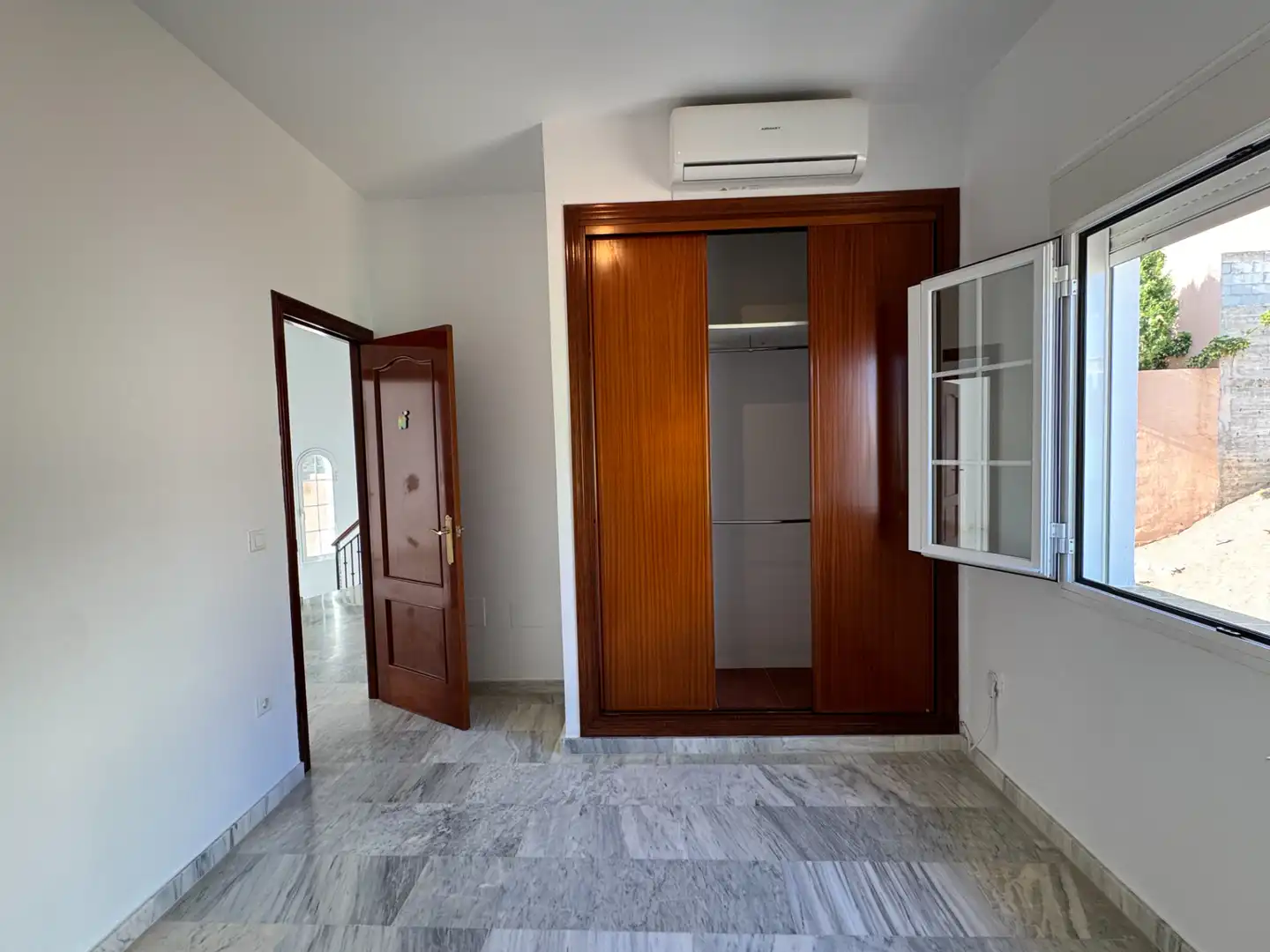 Casa o chalet en venta en Rincón de la Victoria con Aire acondicionado, Jardín privado y Terraza