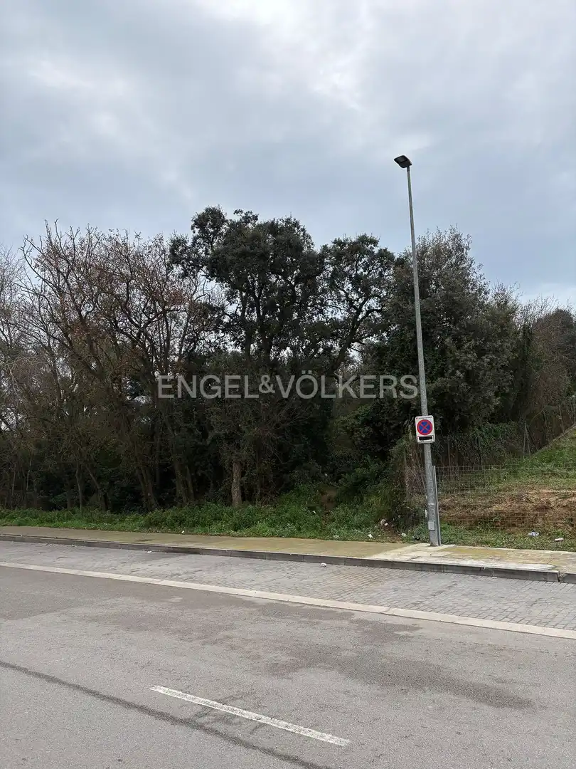 Terreno industrial en venta en Tordera