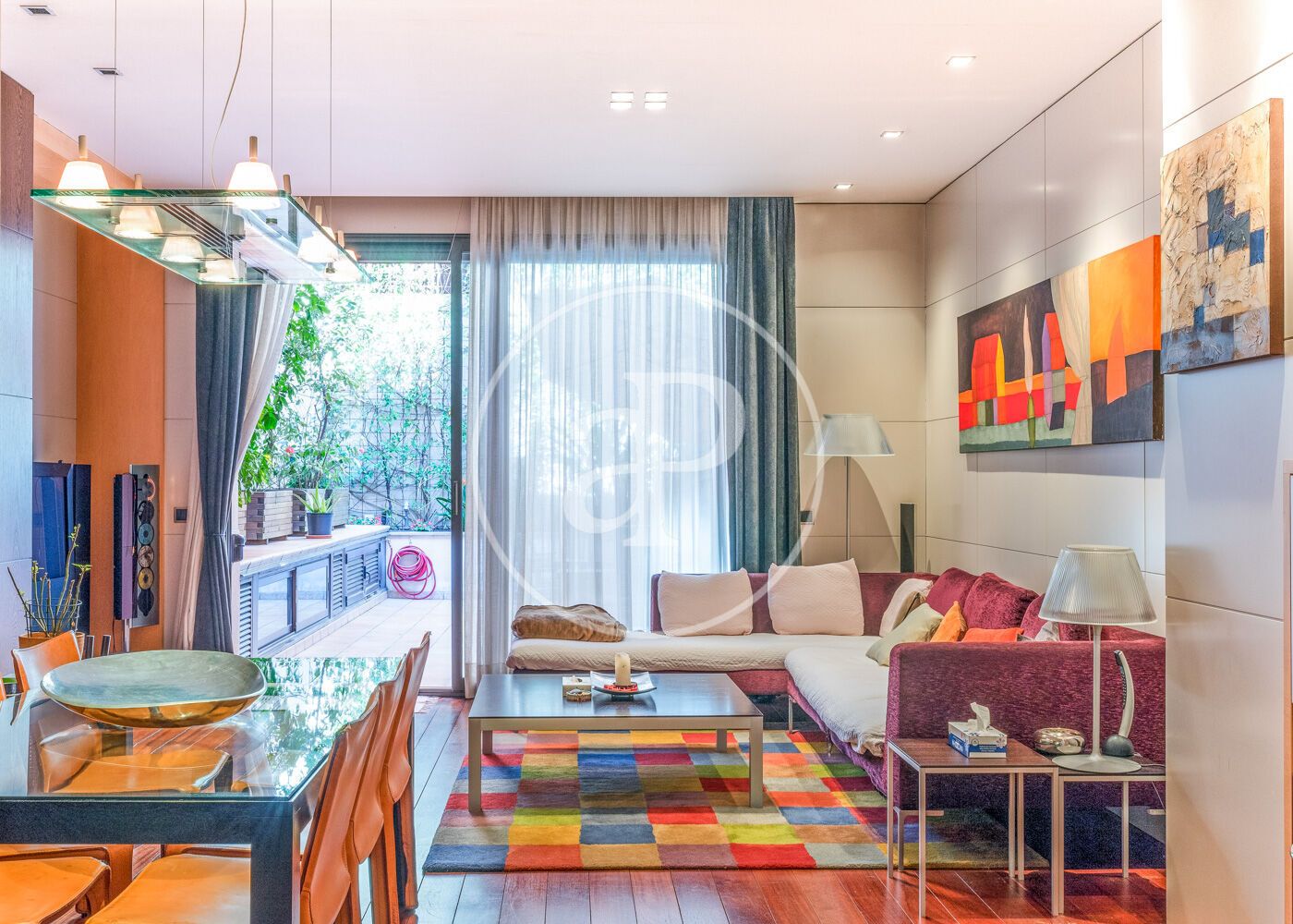 Living room of Single-family semi-detached for sale in  Barcelona Capital  with Air Conditioner, Heating and Private garden