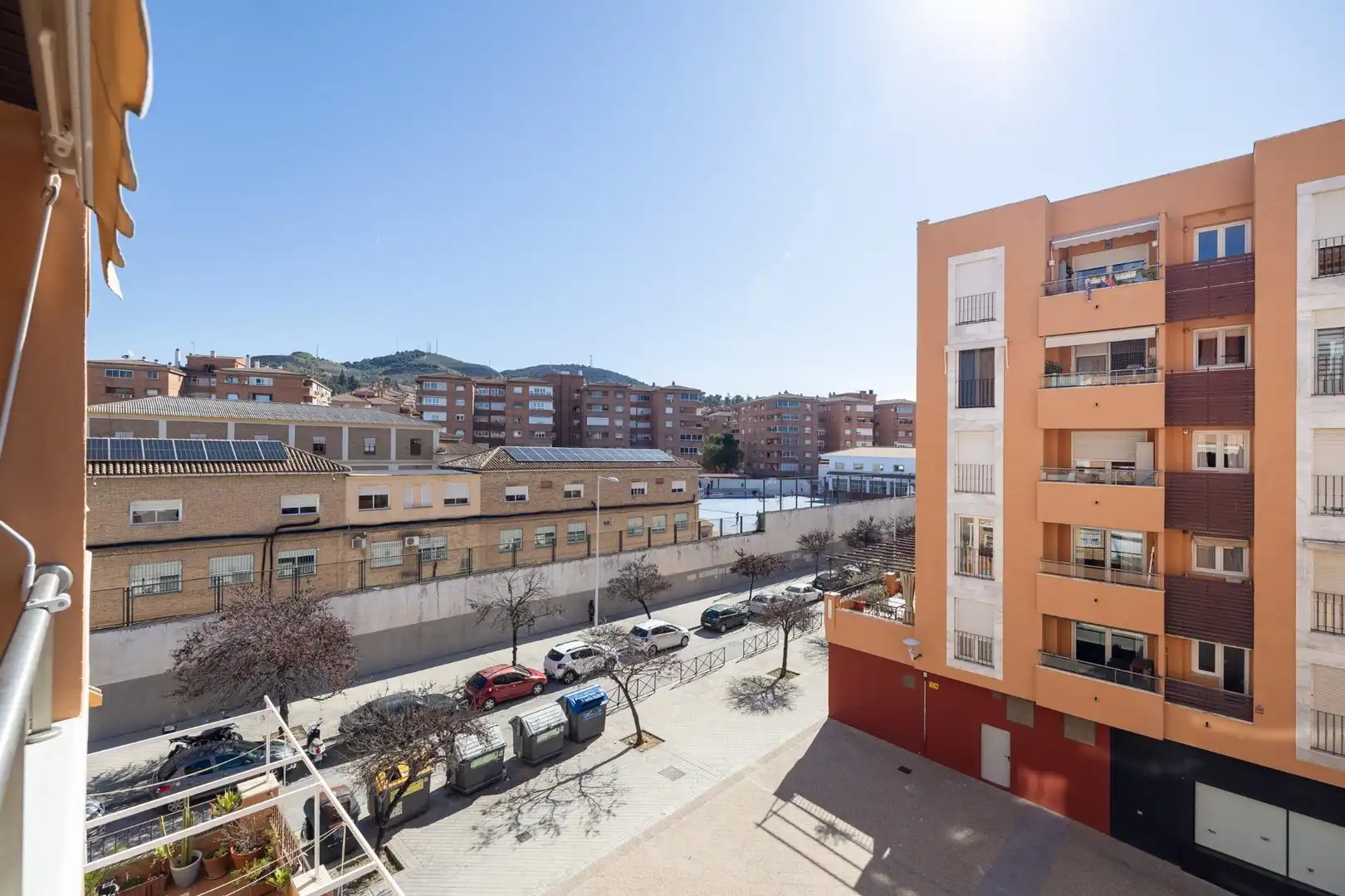 Vista exterior de Piso en venta en Granada con Aire acondicionado, Calefacción y Terraza