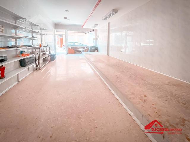 Local comercial en Venta en Huerta de la Reina - Trassierra
