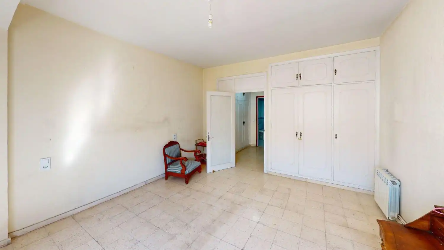 Piso en venta en Sevilla con Calefacción, Terraza y Trastero
