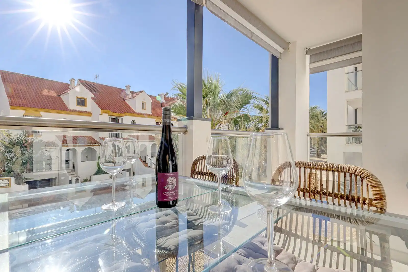 Terrassa de Apartament de lloguer en Estepona amb Aire condicionat, Terrassa i Piscina