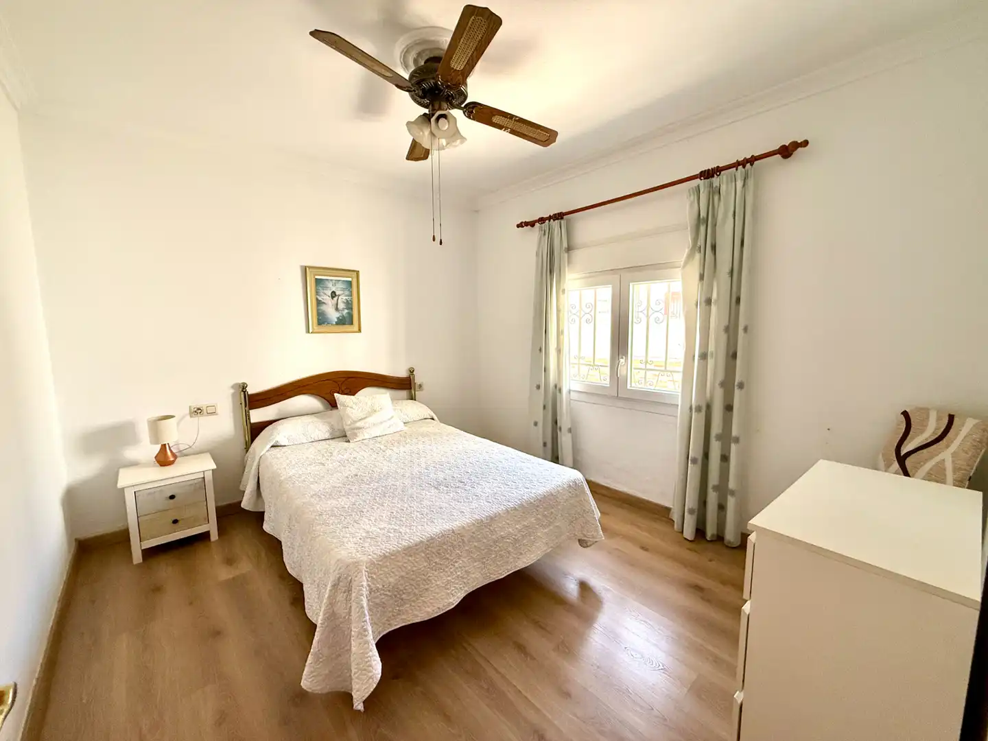 Dormitori de Casa o xalet en venda en Mairena del Aljarafe