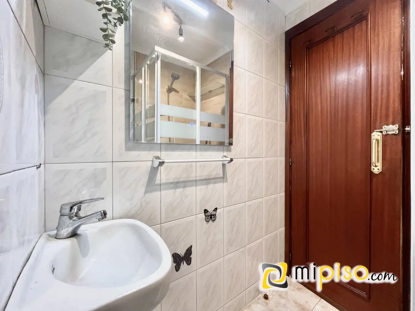 Bathroom of Flat for sale in Santoña  with Storage room