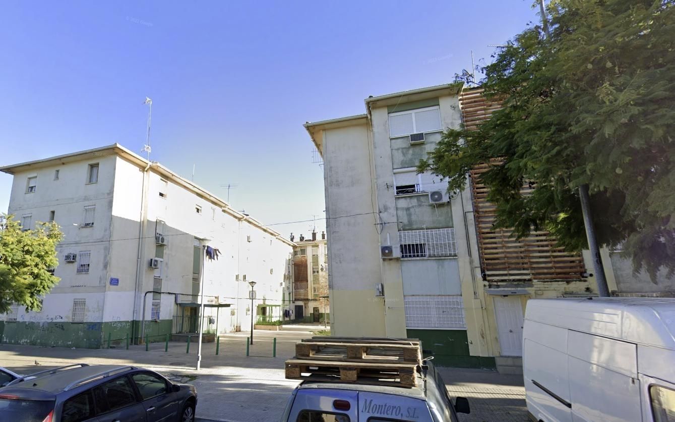Vista exterior de Pis en venda en  Sevilla Capital