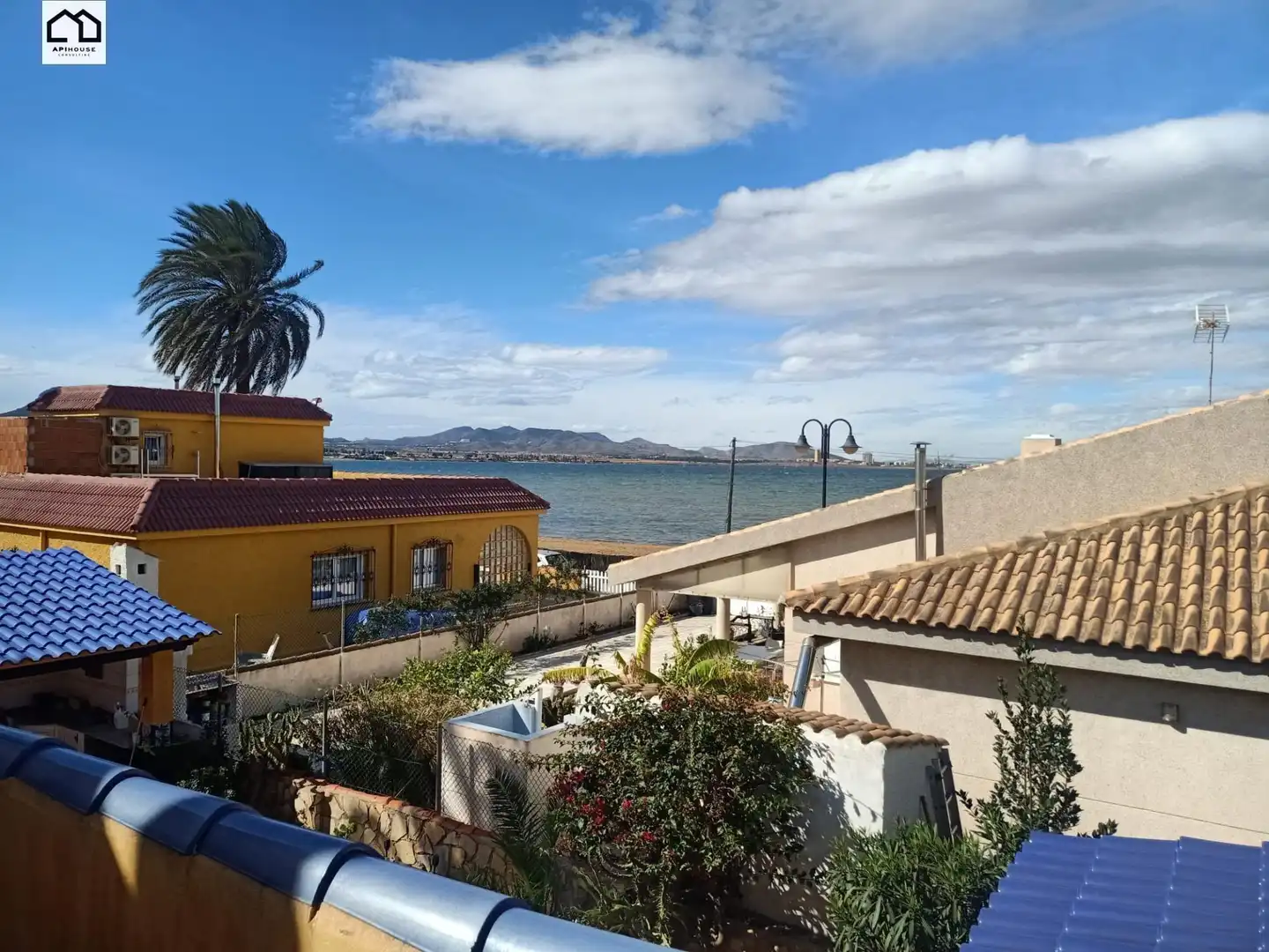 Exterior view of Houses for rent in La Manga del Mar Menor  with Private garden
